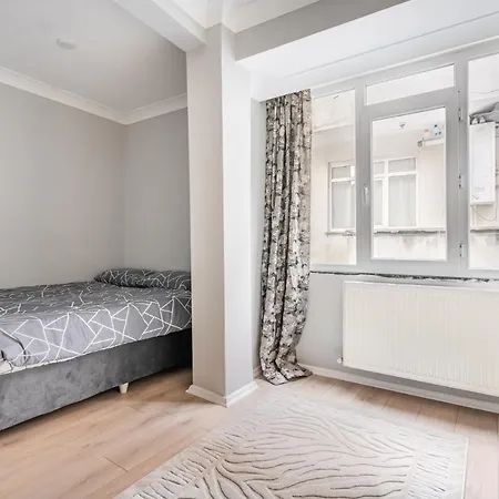 דירה Comfy Flat With Balcony In Esenler *