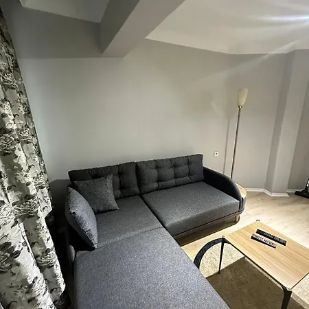 Apartamento Comfy Flat With Balcony In Esenler
